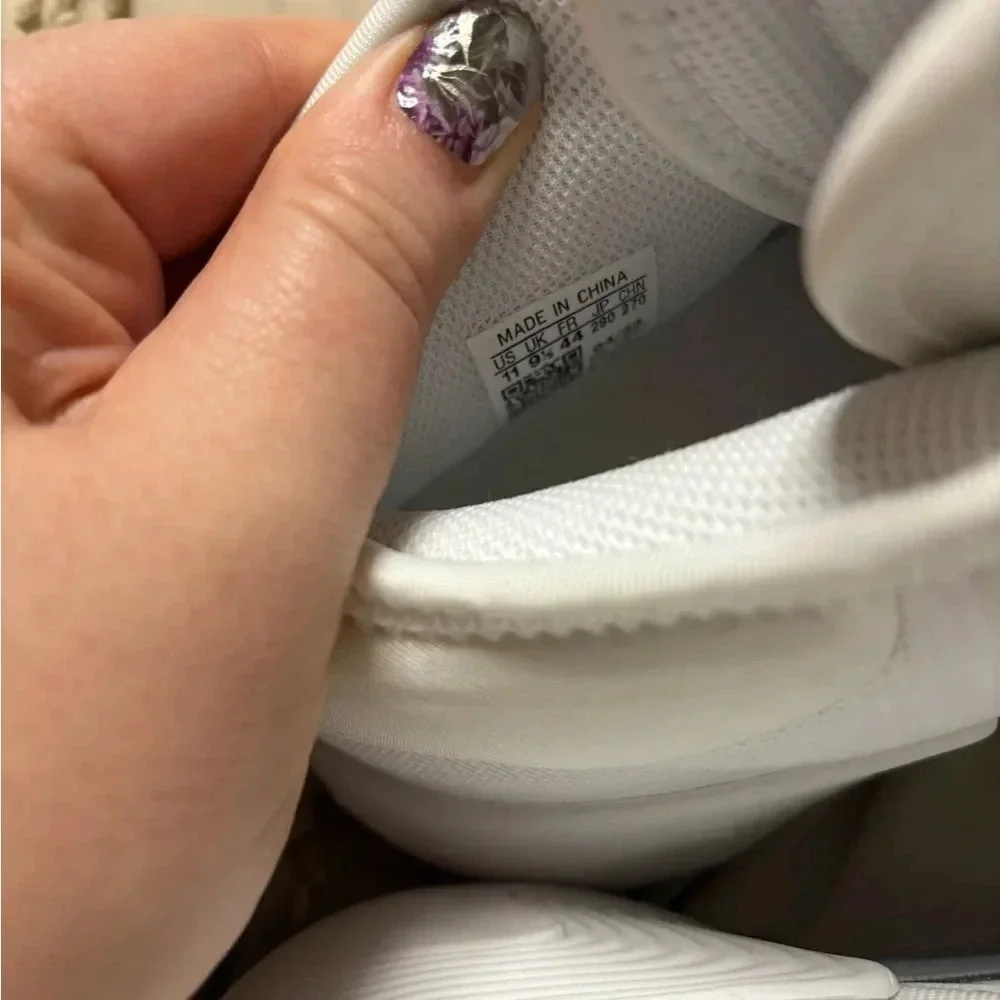 New Adidas Exhibit Select Mid White Silver  Basketball Court Shoes Women Size 11